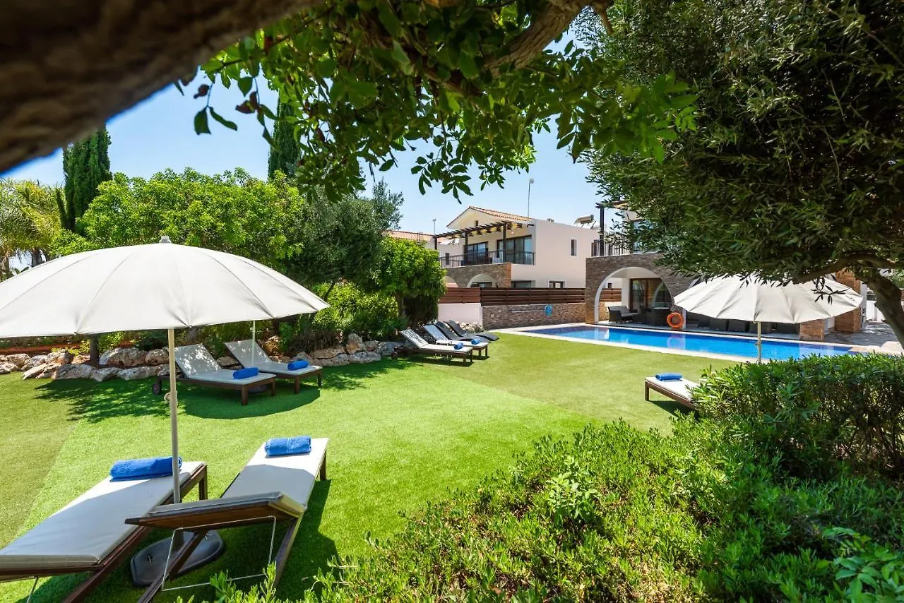 איה נאפה Sea Front Oceanus H3 By Ezoria Villas