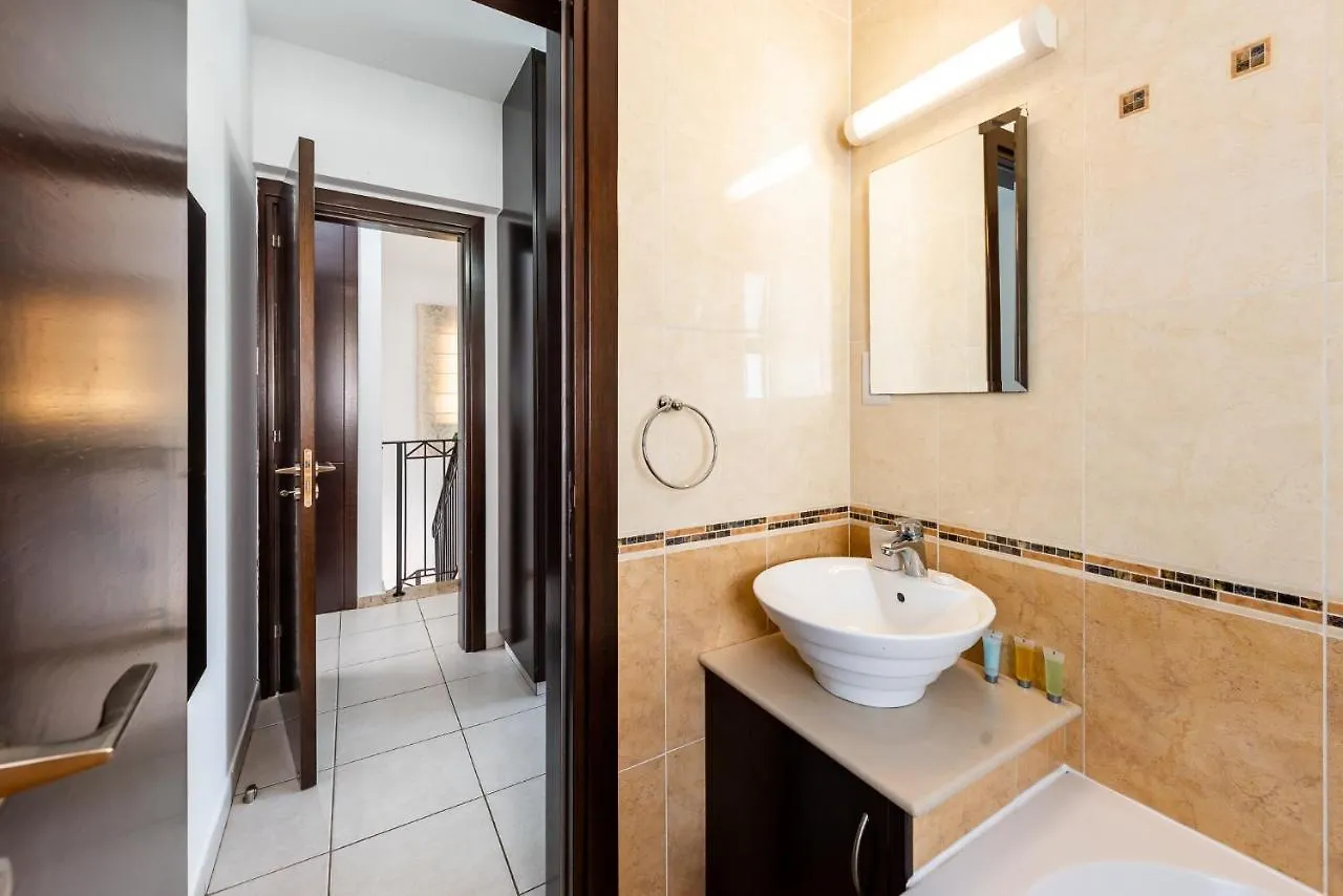 איה נאפה Sea Front Oceanus H3 By Ezoria Villas
