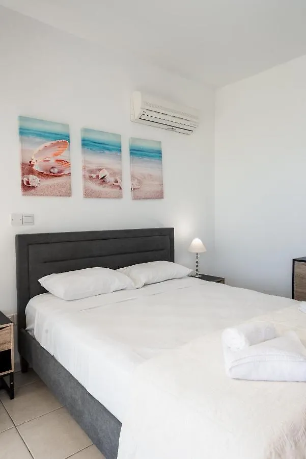 איה נאפה Sea Front Oceanus H3 By Ezoria Villas