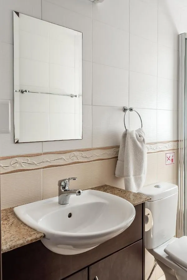 איה נאפה Sea Front Oceanus H3 By Ezoria Villas 0*, איה נאפה קפריסין