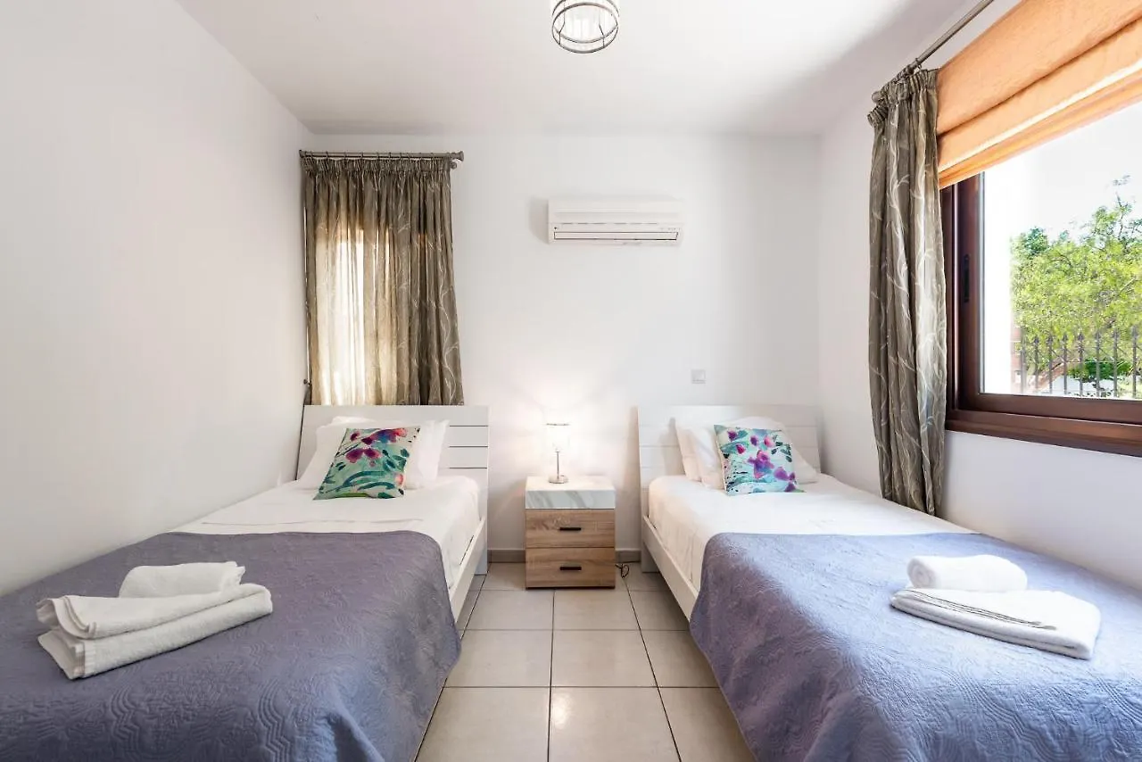 איה נאפה Sea Front Oceanus H3 By Ezoria Villas